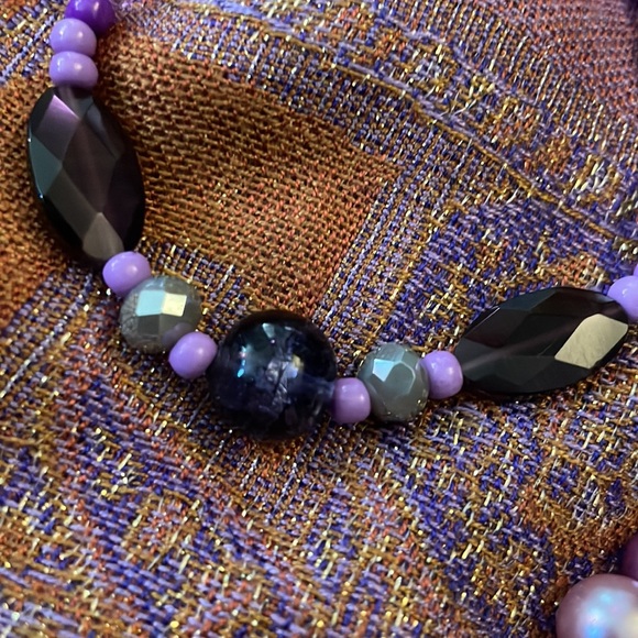 Handmade Jewelry Set 4 Stack Bracelets & Matching Earrings in Purple - Picture 5 of 12